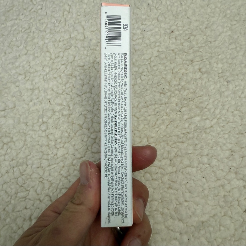 Honest Beauty 2-in-1 Extreme Length Clean Mascara + Lash Primer Black, .27 fl oz - Picture 5 of 7